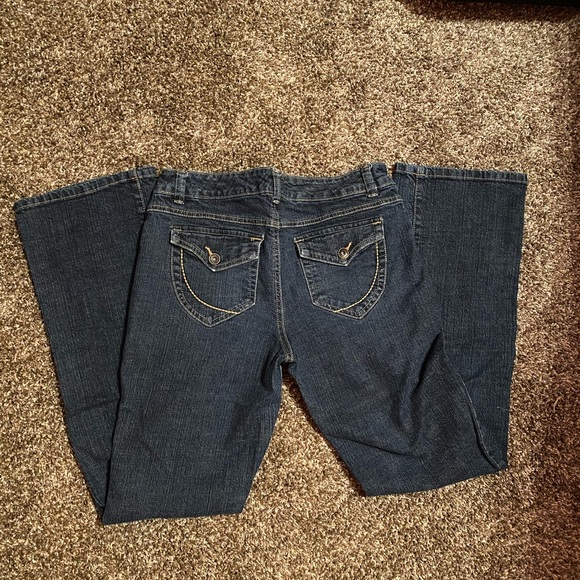 Women’s Jeans size 8 (28) - Picture 2 of 4